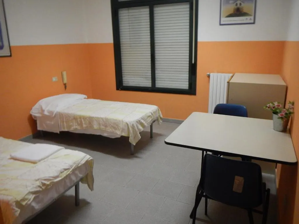 Ostello Due Torri San Sisto Hotel